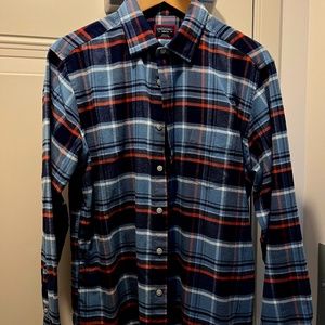 UNTUCKit flannel men’s shirt